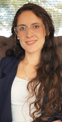 daniela_detailed